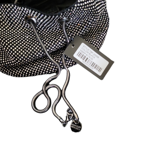 💕NWT BADGLEY MISCHKAJeweled Drawstring Bucket Bag💕 - Picture 7 of 7